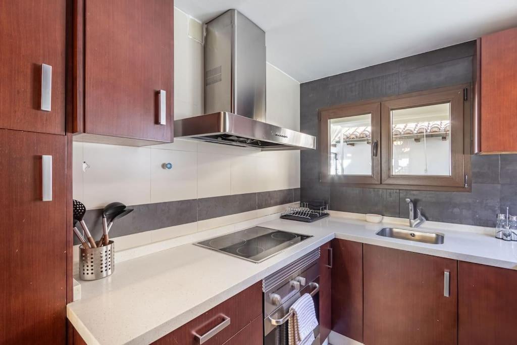Apartamento Con Terraza A 4 Minutos De La Catedral Granada Esterno foto