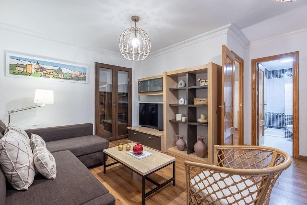 Apartamento Con Terraza A 4 Minutos De La Catedral Granada Esterno foto